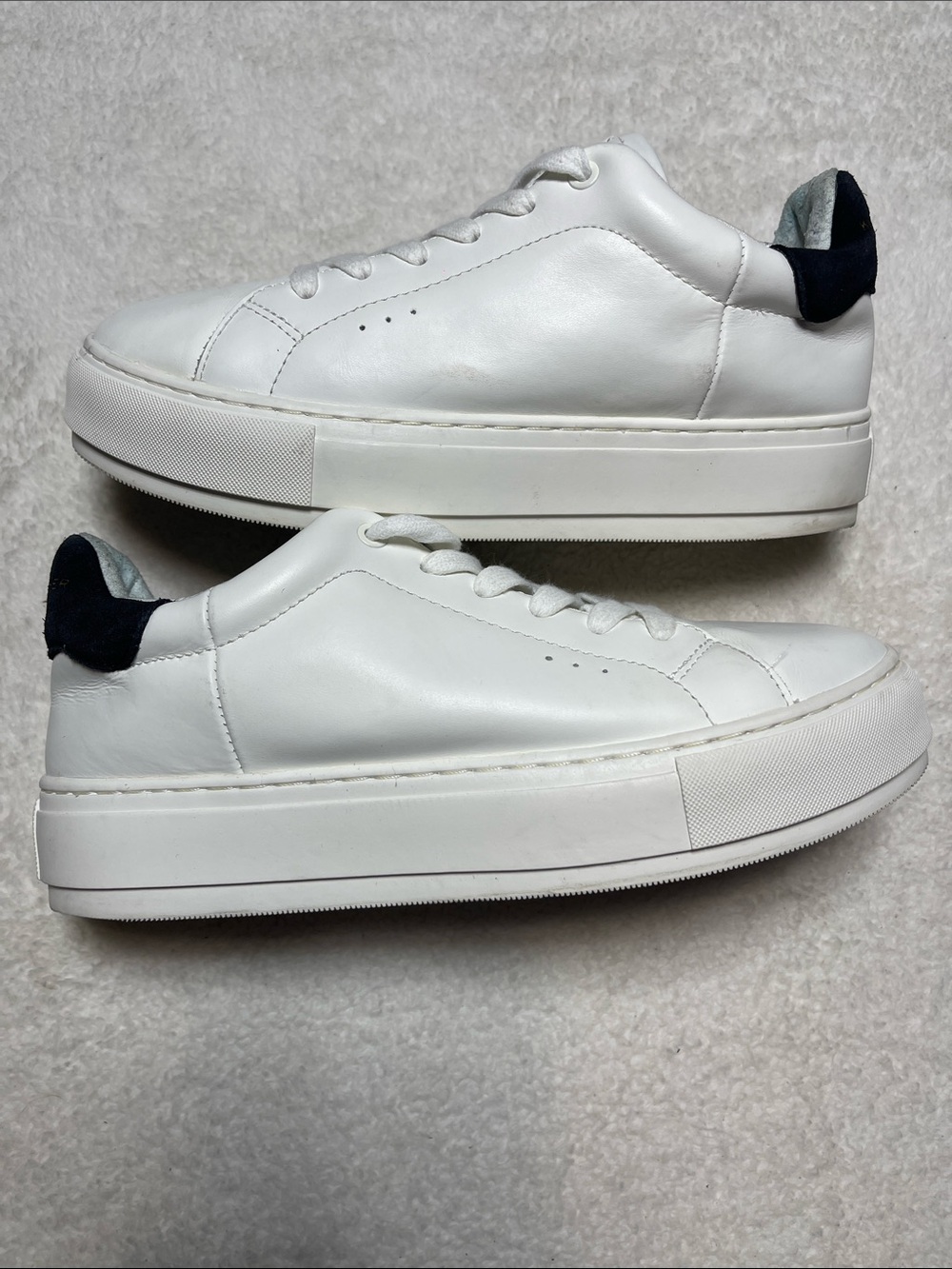 Kurt Geiger White Leather Platform Sneakers with Black Heel Patch Size 40